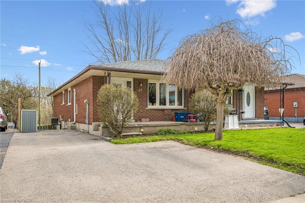 27 Vicmount Drive