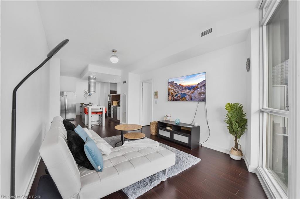 38 Dan Leckie Way 1909
