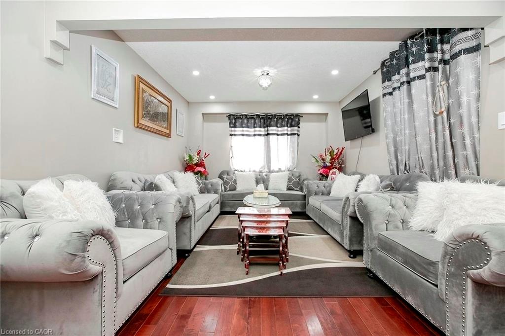 107 Glencliffe Court