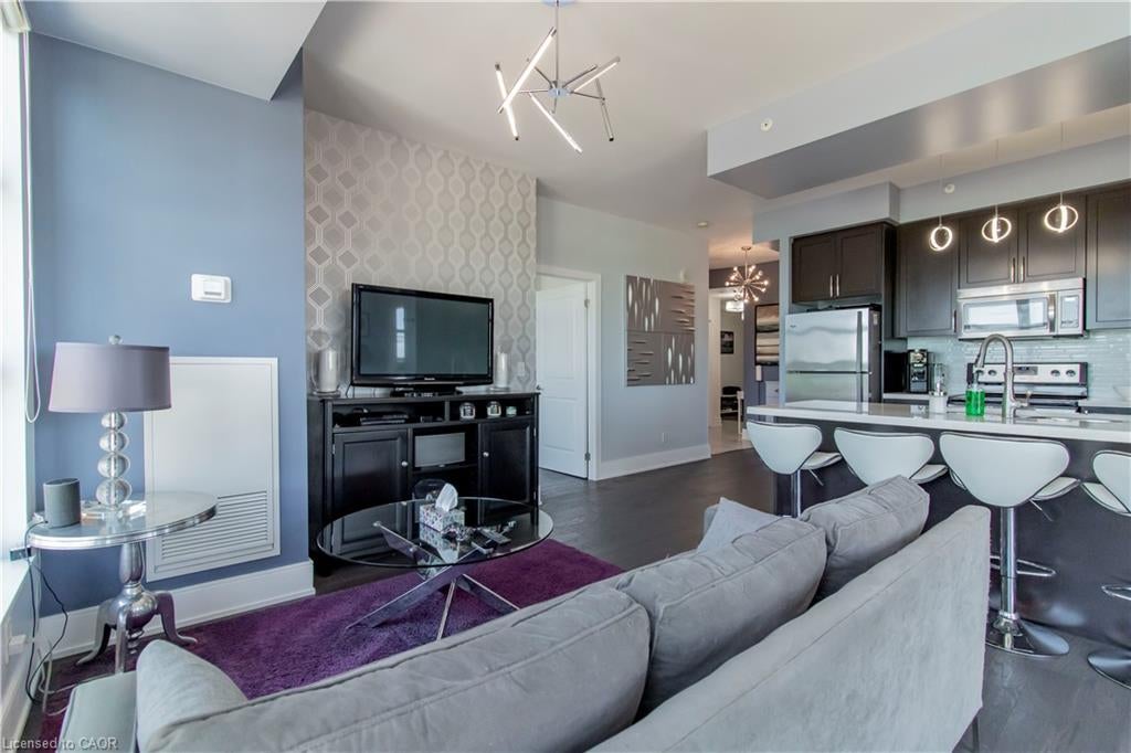 144 Park Street 808