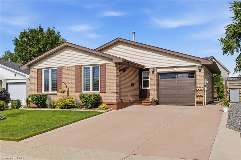 10 Macatee Place