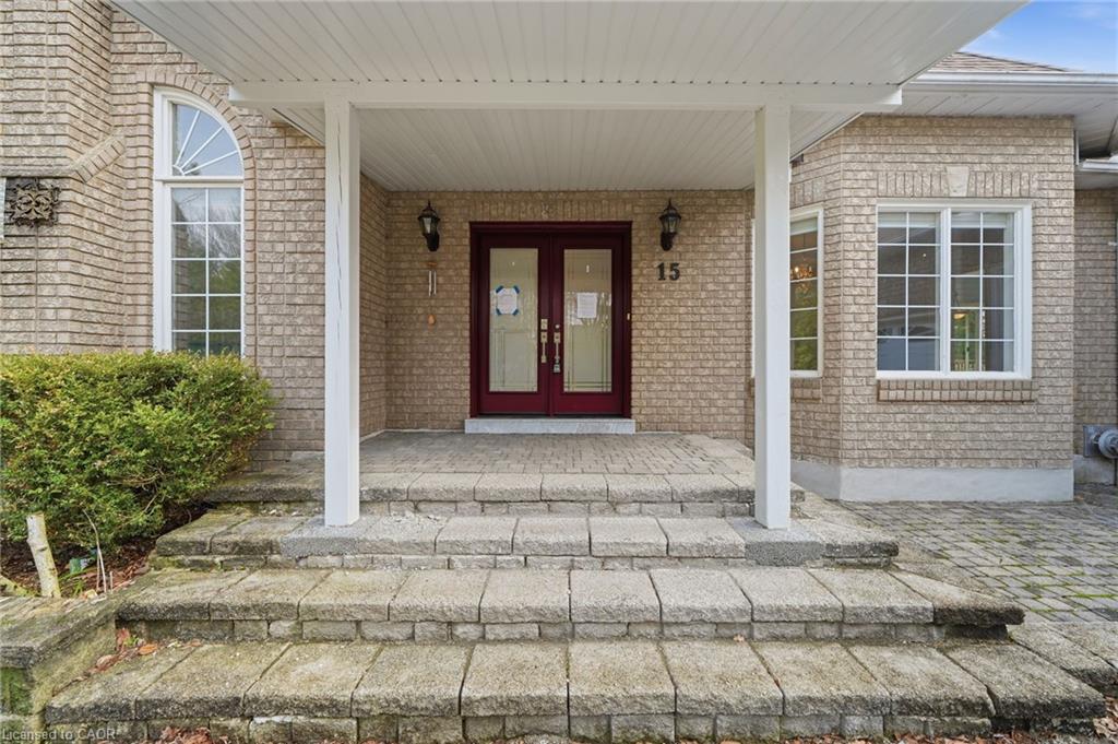 15 Treegrove Grove