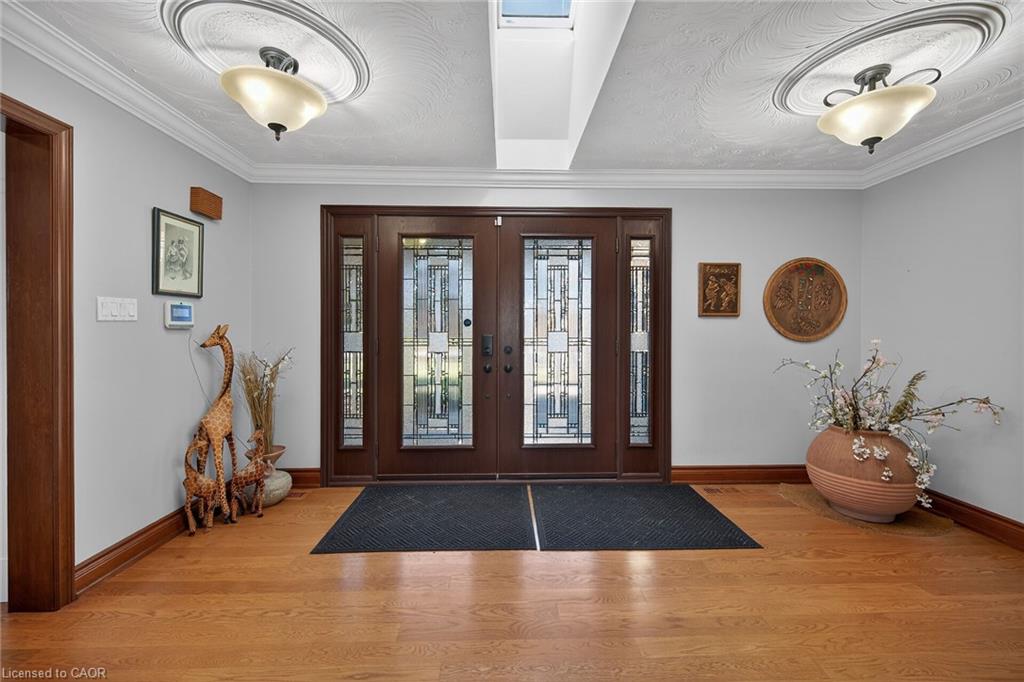 233 Green Mountain Road E