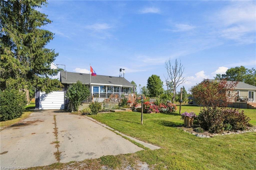 2579 Lakeshore Road
