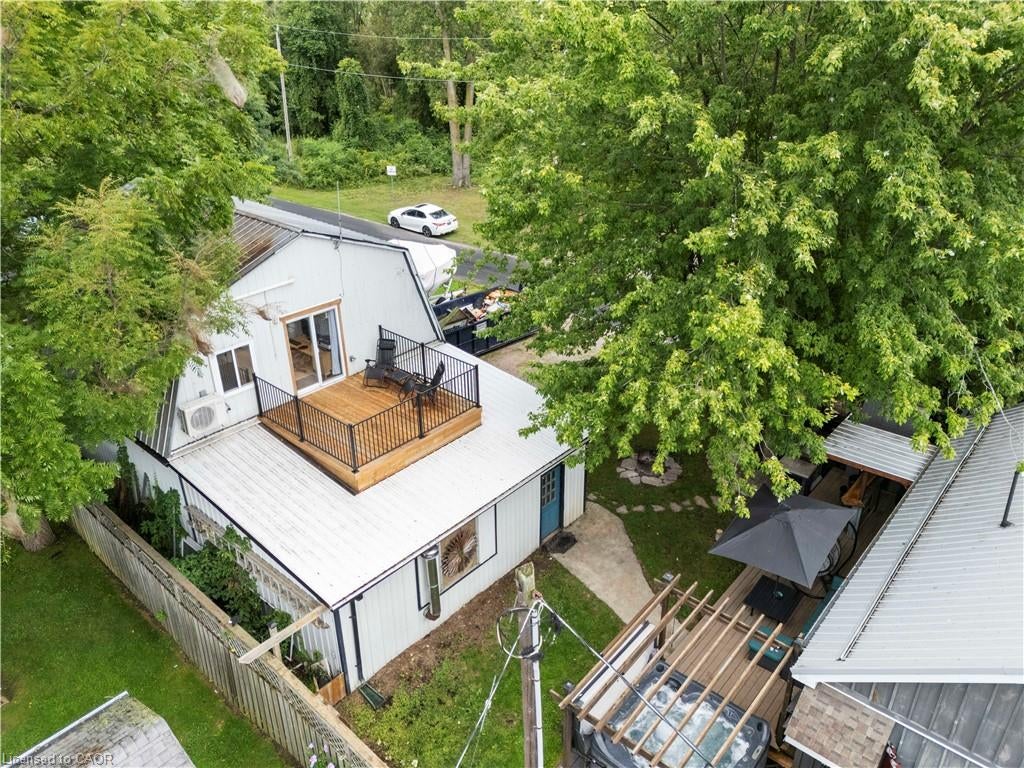 14 Howey Avenue