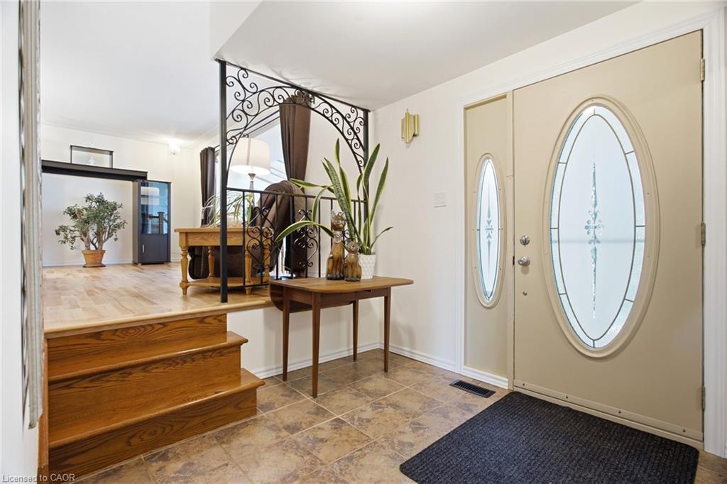 25 Alice Crescent