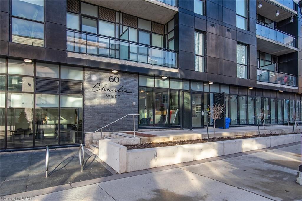 60 Charles Street W 3104