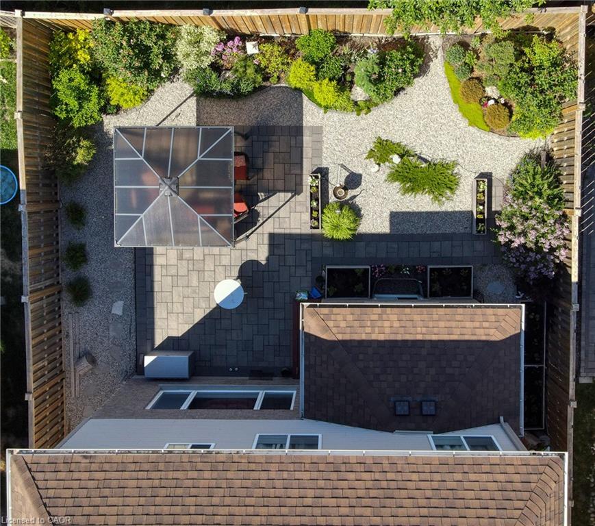 130 Coopershawk Street