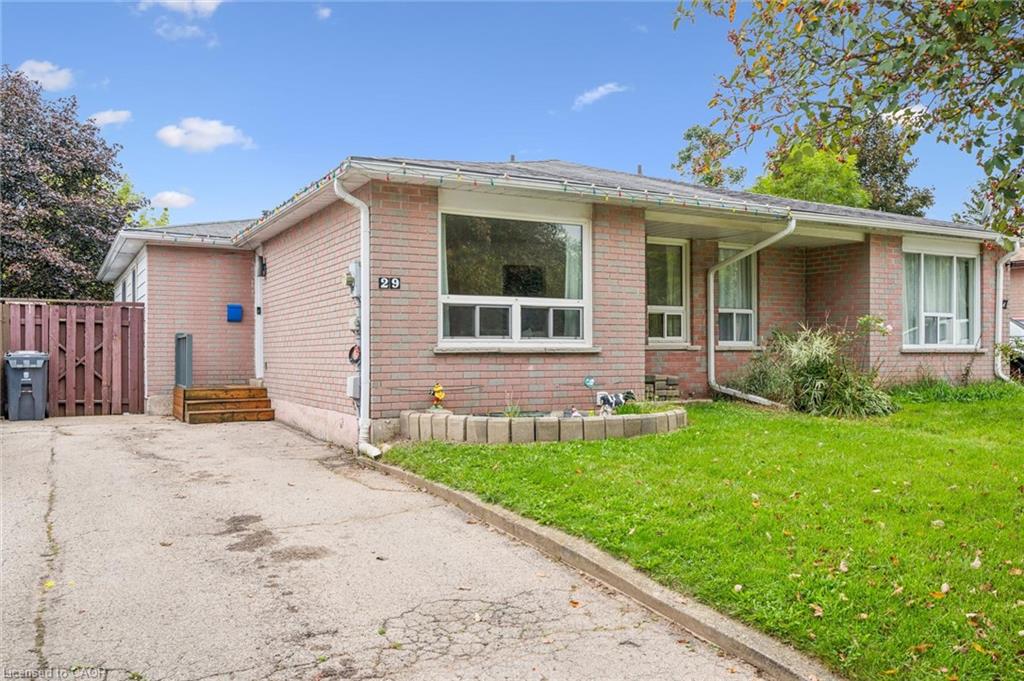 29 Mcilwraith Crescent