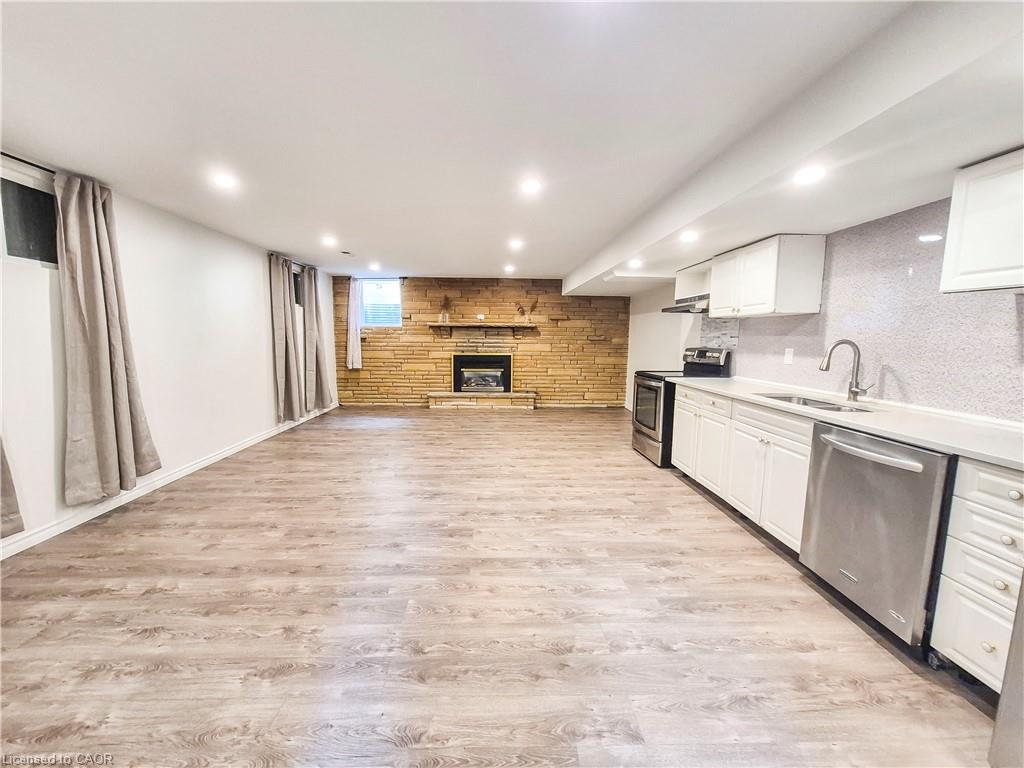 11 Duncairn Avenue