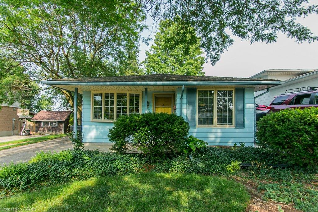 66 Shea Crescent