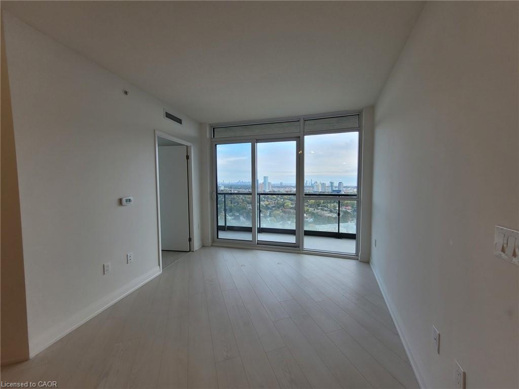 30 Gibbs Road 2807