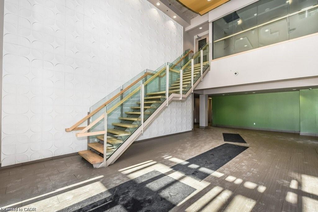 8 Hickory Street 1002