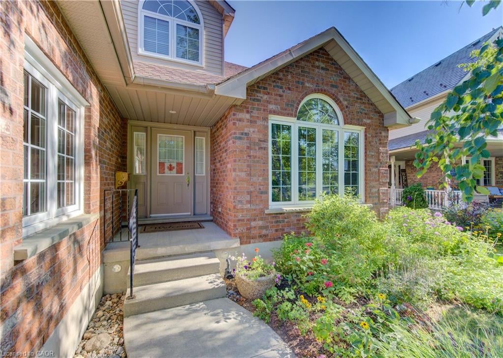 26 Eby Crescent