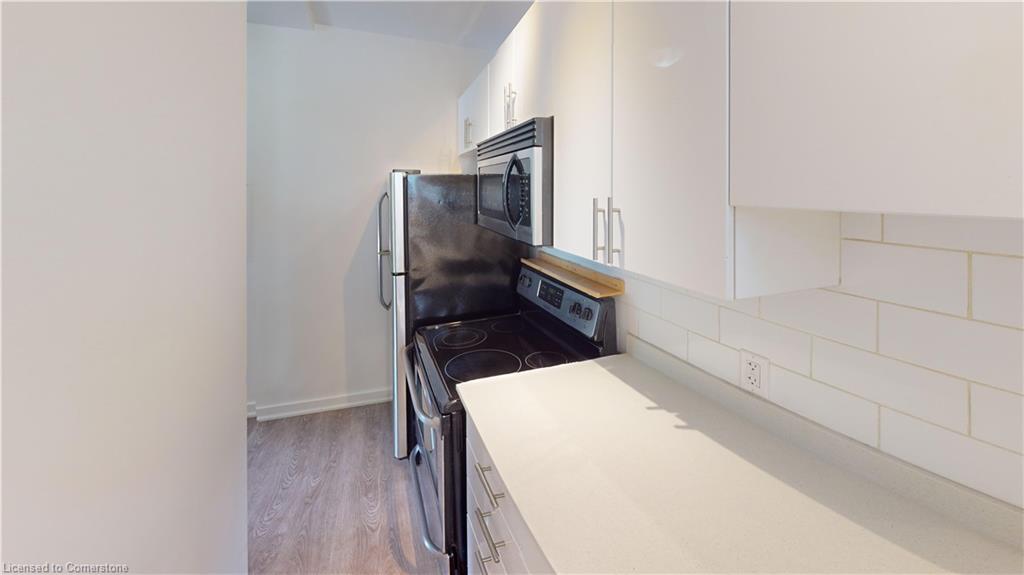 58 Weber Street W