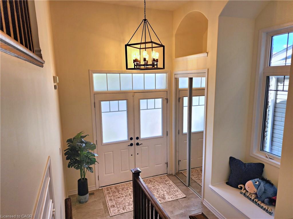 259 Grovehill Crescent