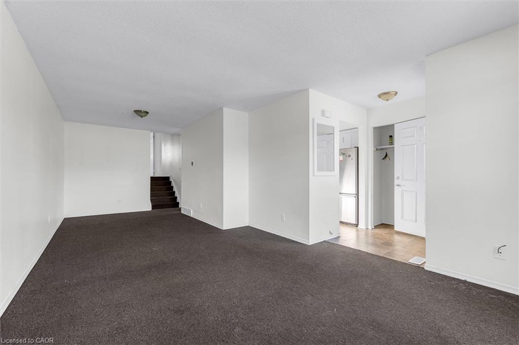 16 Crystal Court