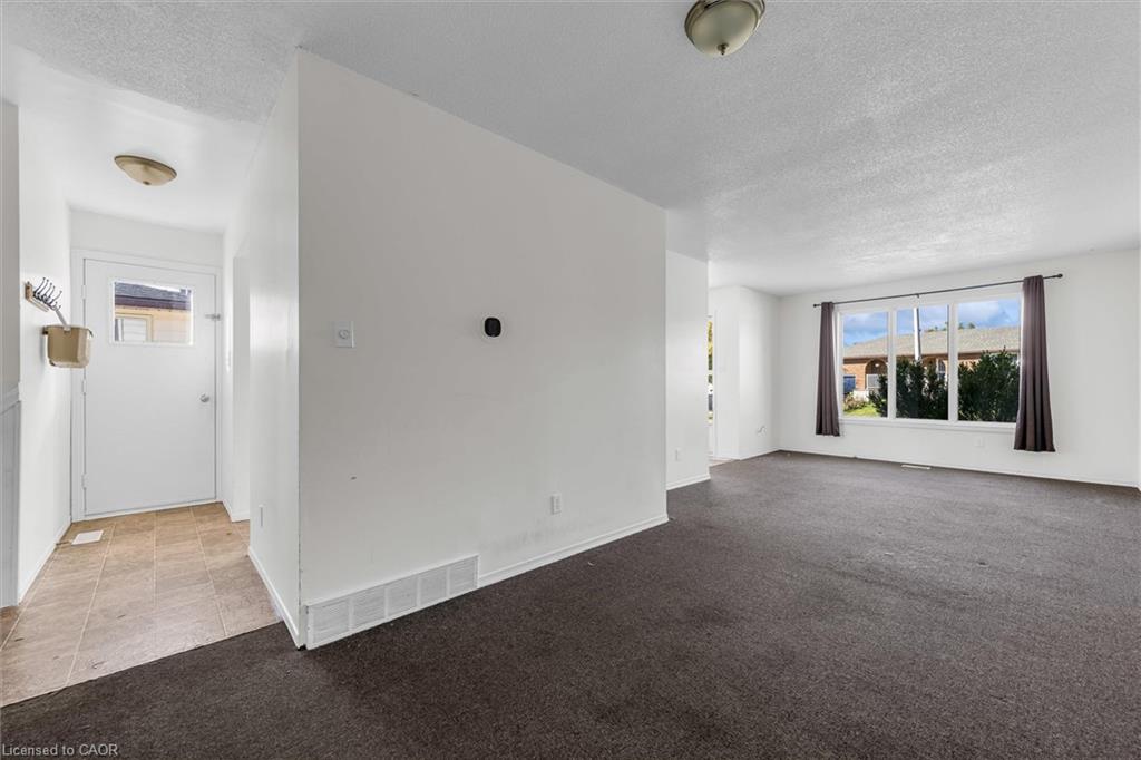 16 Crystal Court