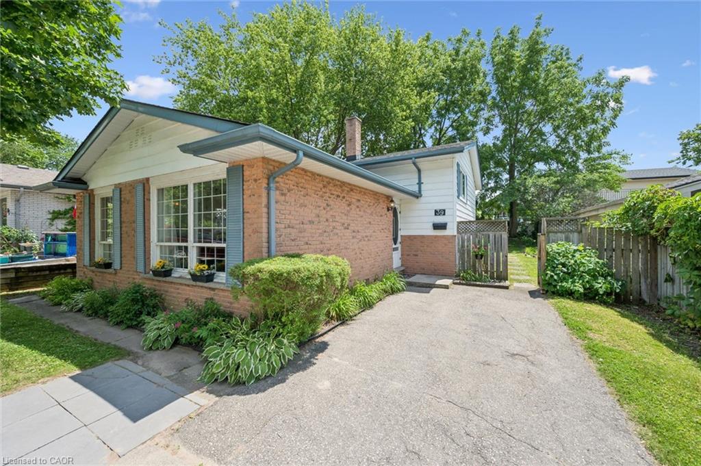 39 Shea Crescent