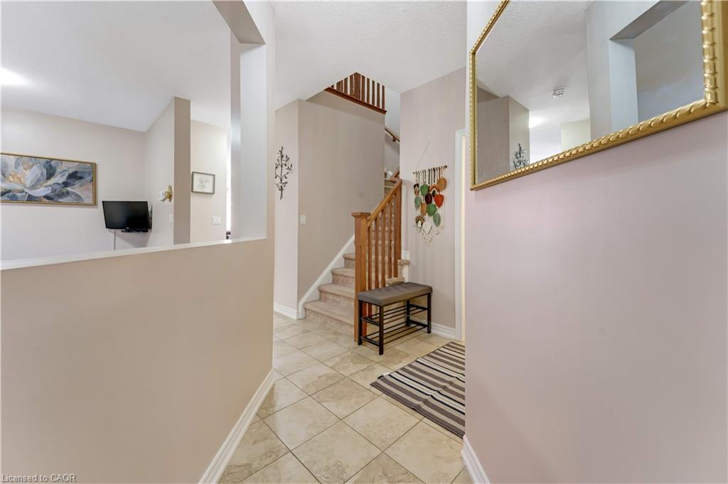 10 Sandybay Avenue