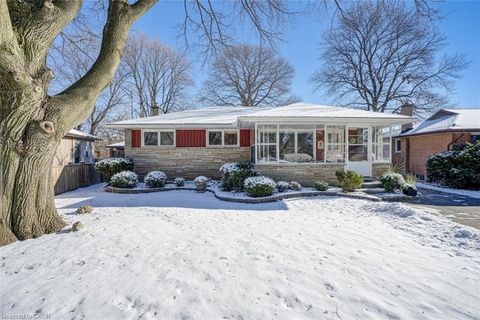 116 Boniface Avenue Kitchener ON N2C 1L9