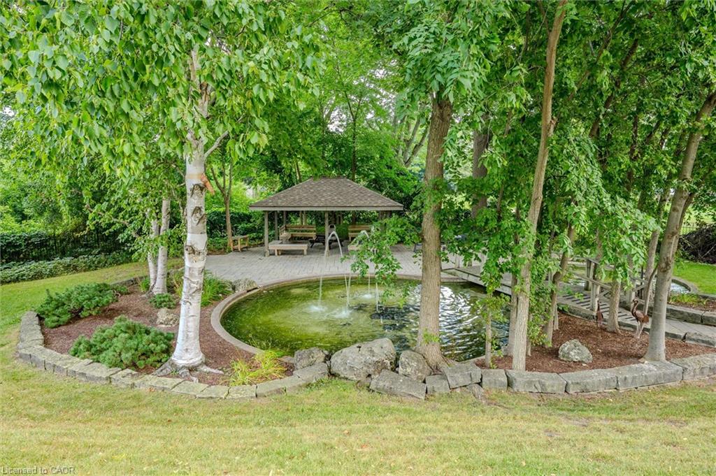 6 Willow Street 602