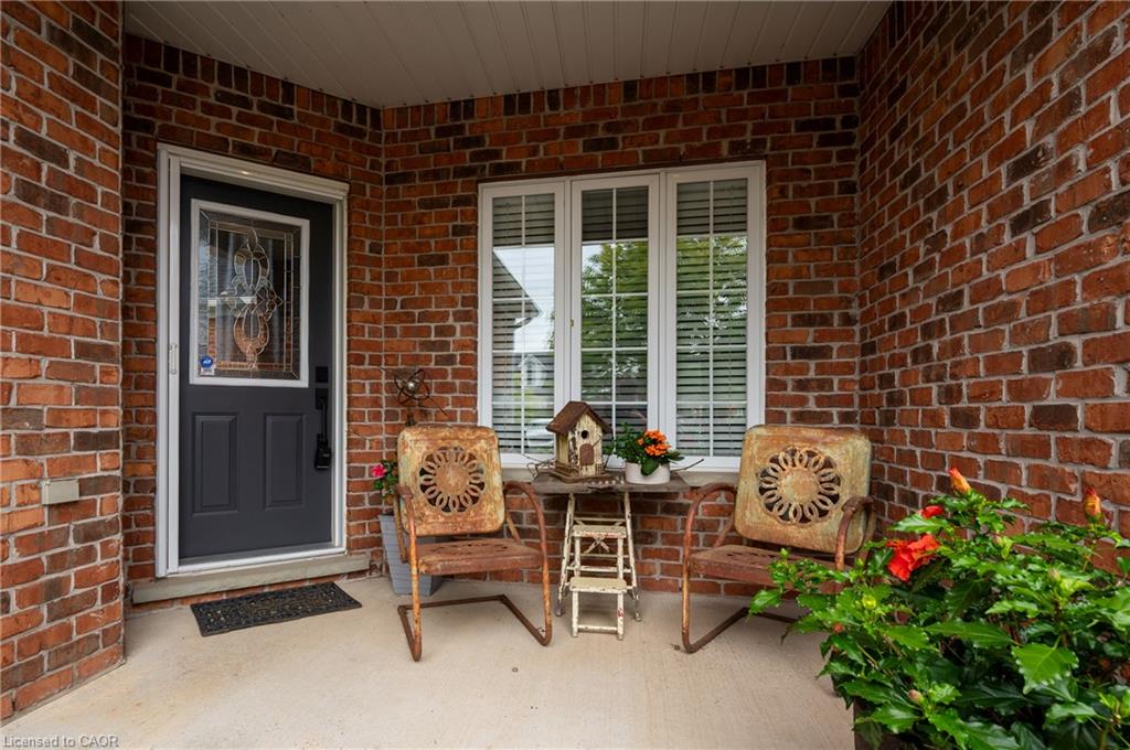 125 Riverwalk Place