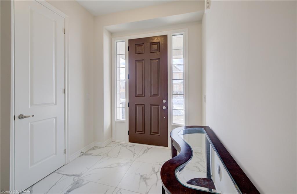 588 Beckview Crescent
