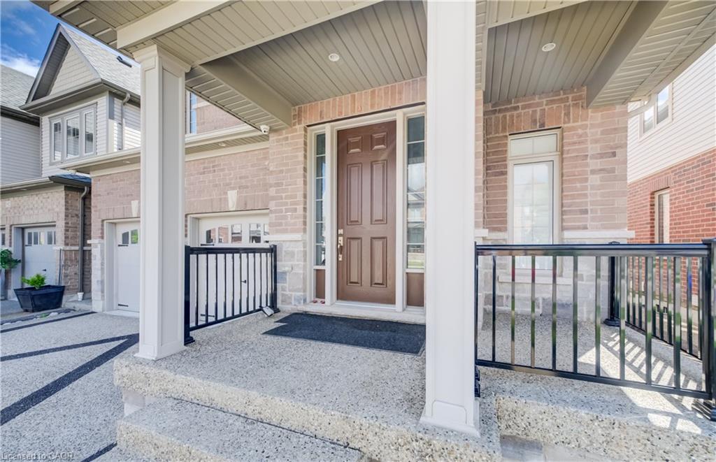 588 Beckview Crescent