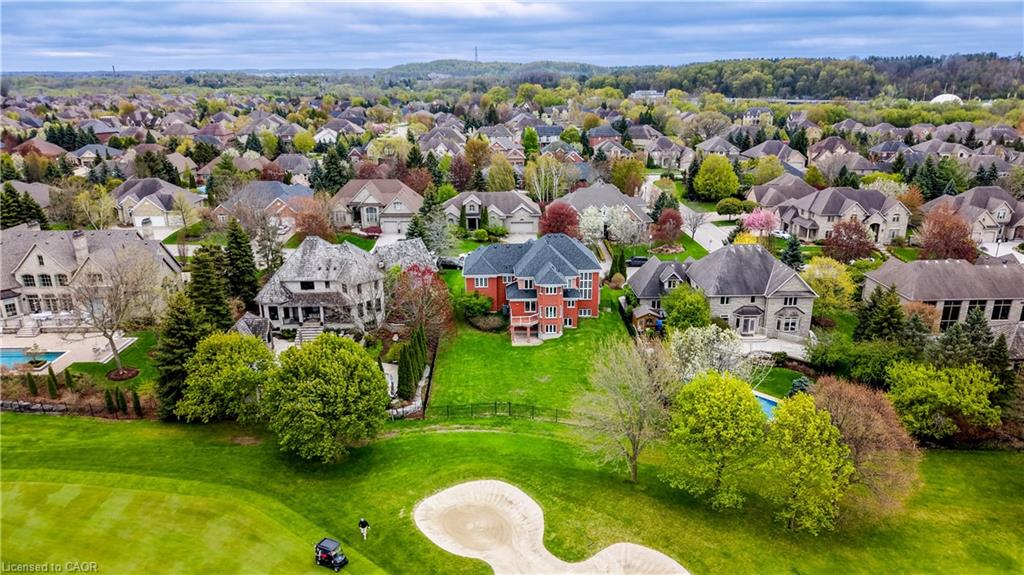 38 Deer Ridge Crescent