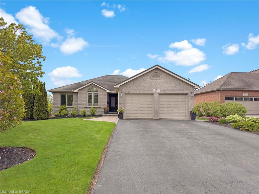 25 Bradbury Crescent