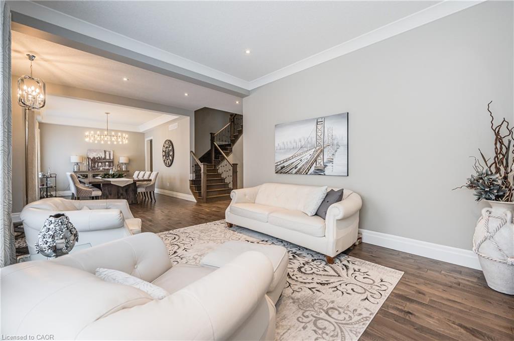 23 Highgrove Court