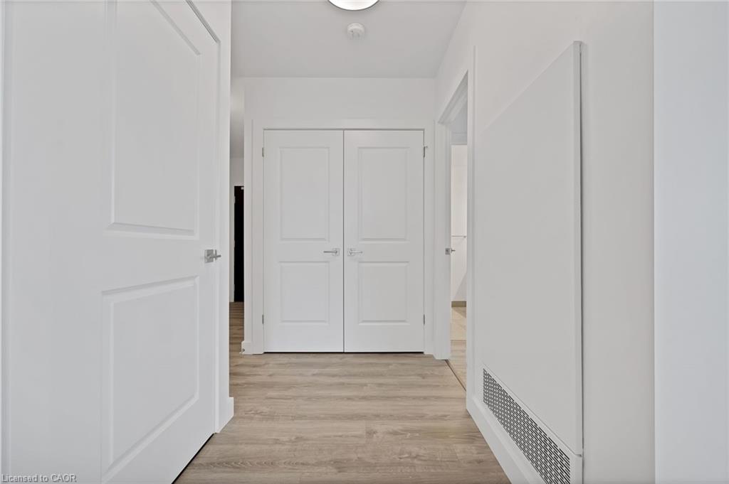 50 Grand Avenue S 901