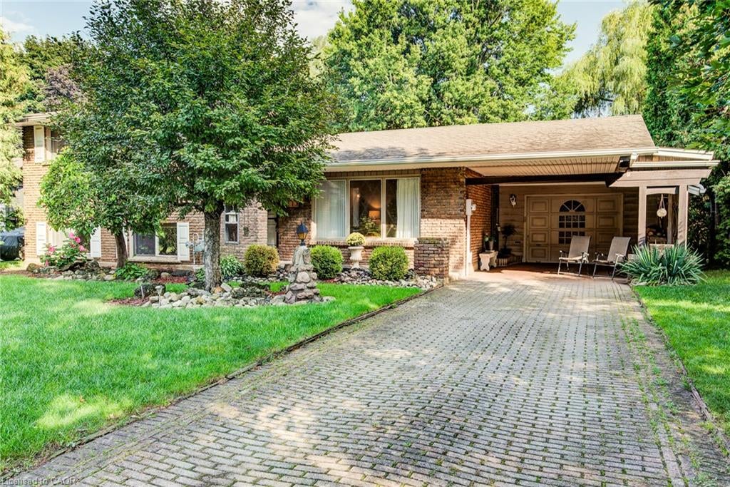 113 Macgregor Crescent