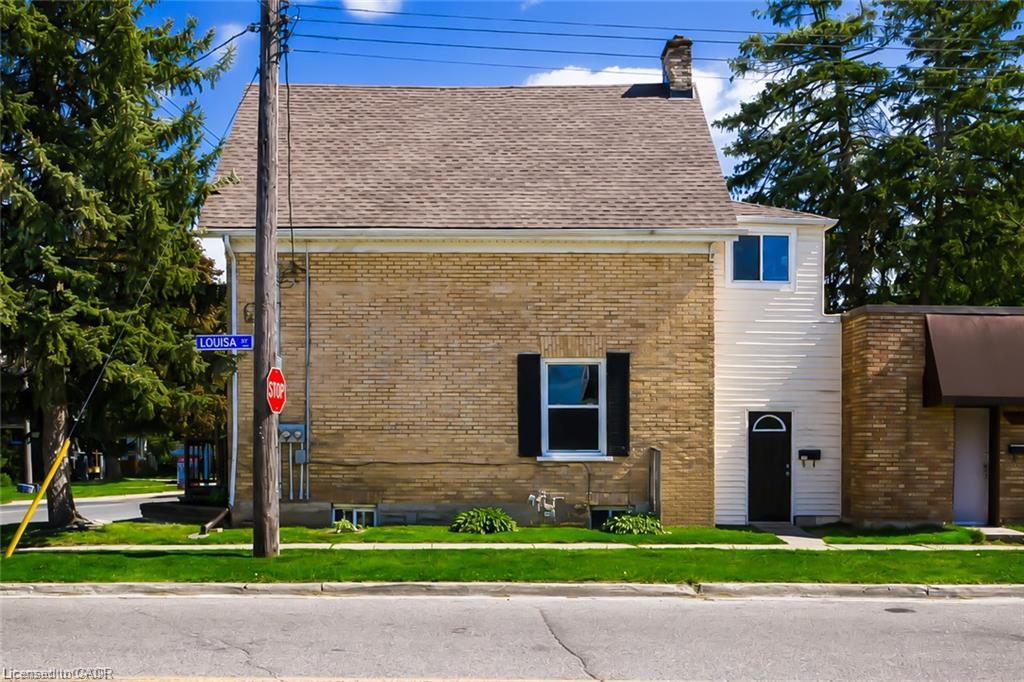93 Lancaster Street W