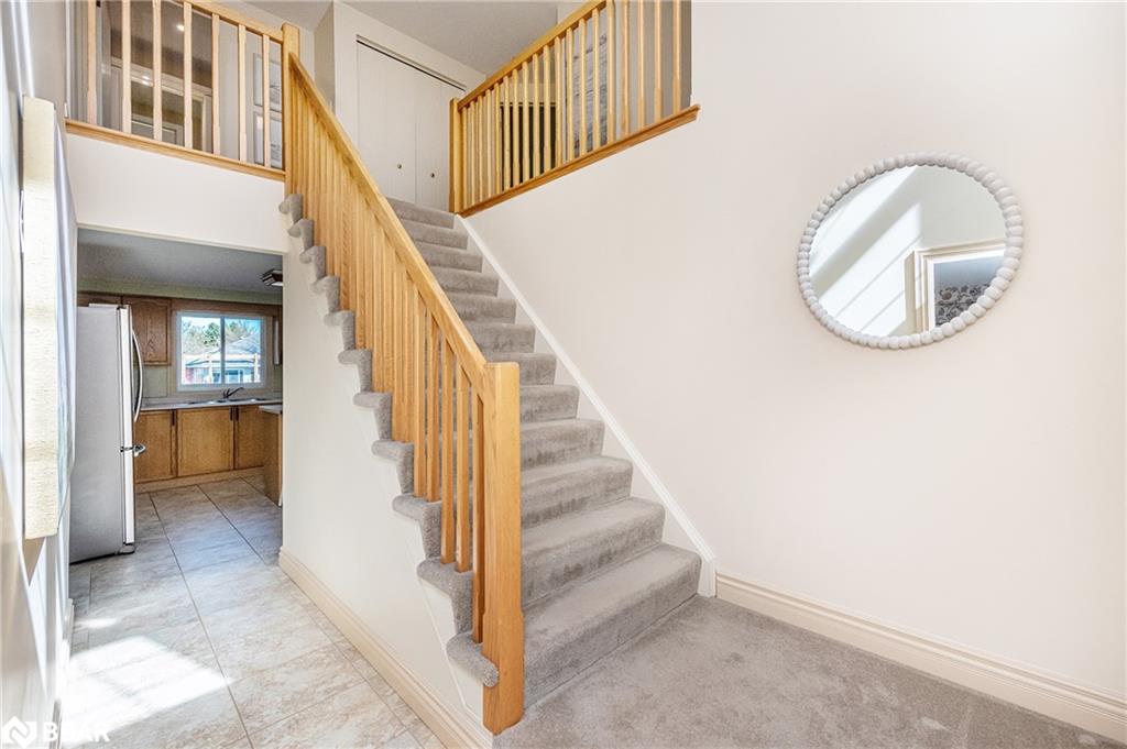 222 Walsh Crescent
