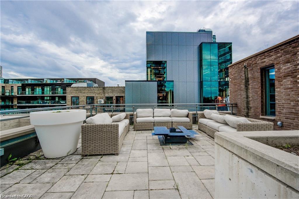 85 Duke Street W 112