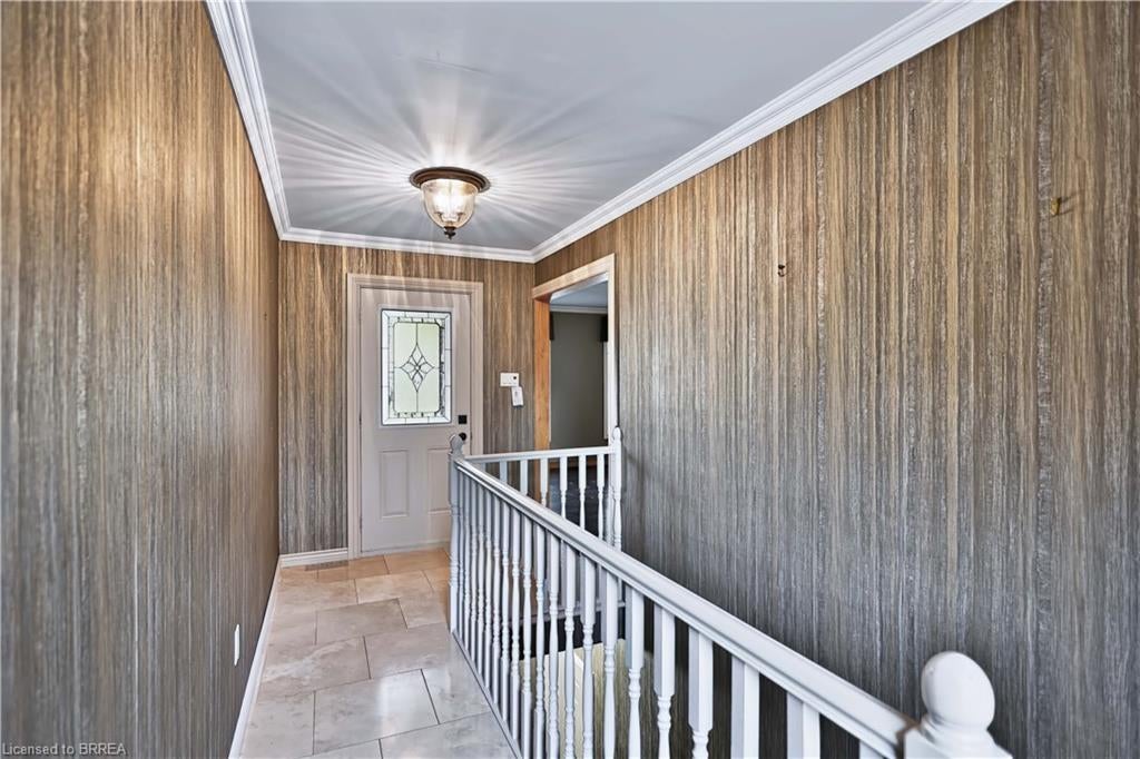 7 Charlton Drive