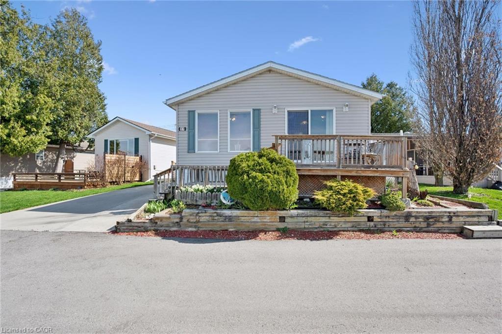 27 Trillium Beach Drive