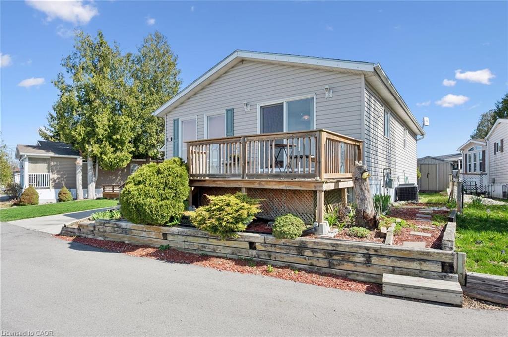 27 Trillium Beach Drive