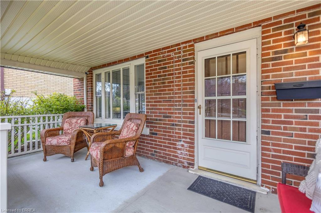 18 South Drive