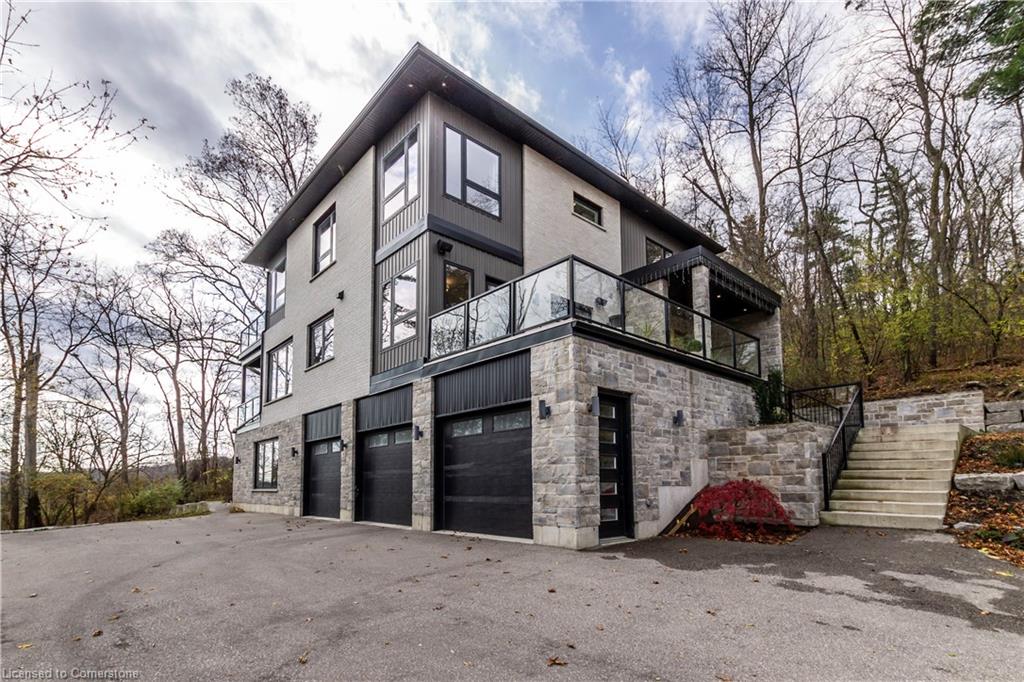 111 Grand Ridge Drive