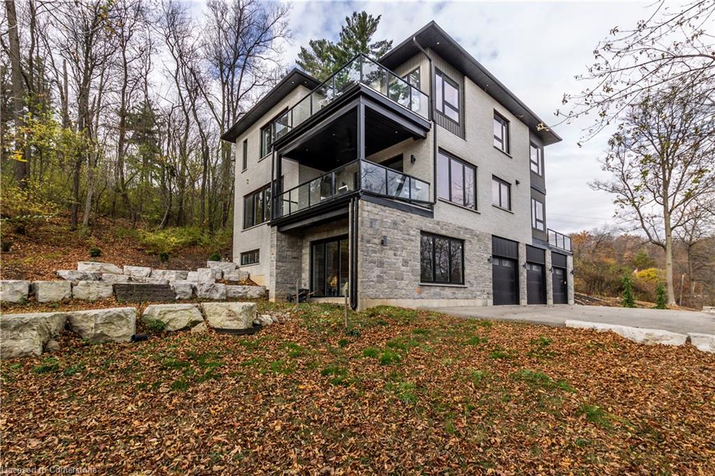 111 Grand Ridge Drive