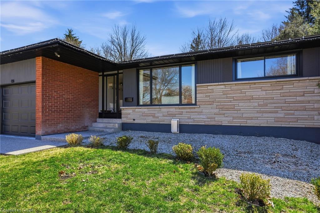 84 Pleasant Avenue