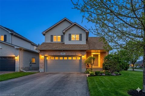 685 Coldstream Drive Waterloo ON N2V 2J1