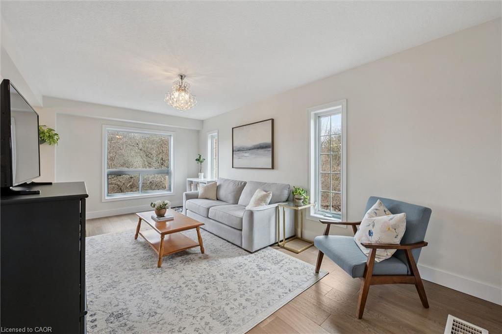 468 Doon South Drive 7