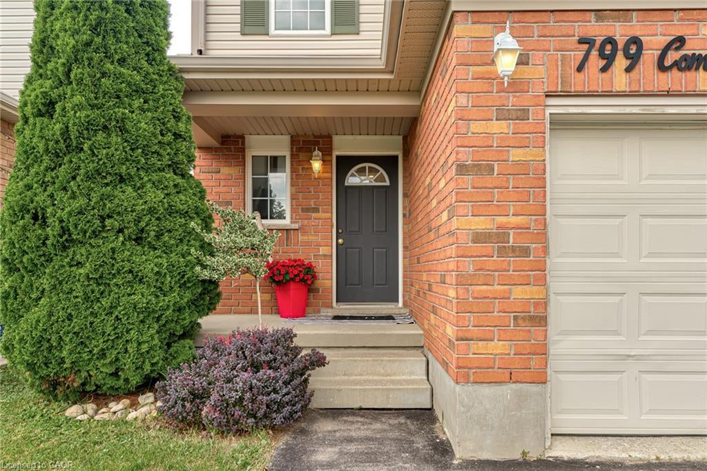 799 Commonwealth Crescent