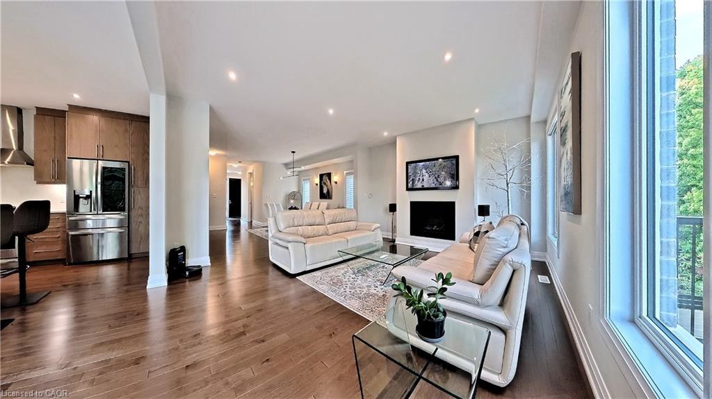 63 Ian Ormston Drive