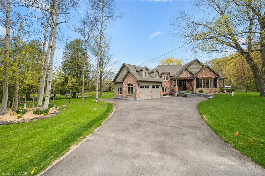 2073 Maplewood Road