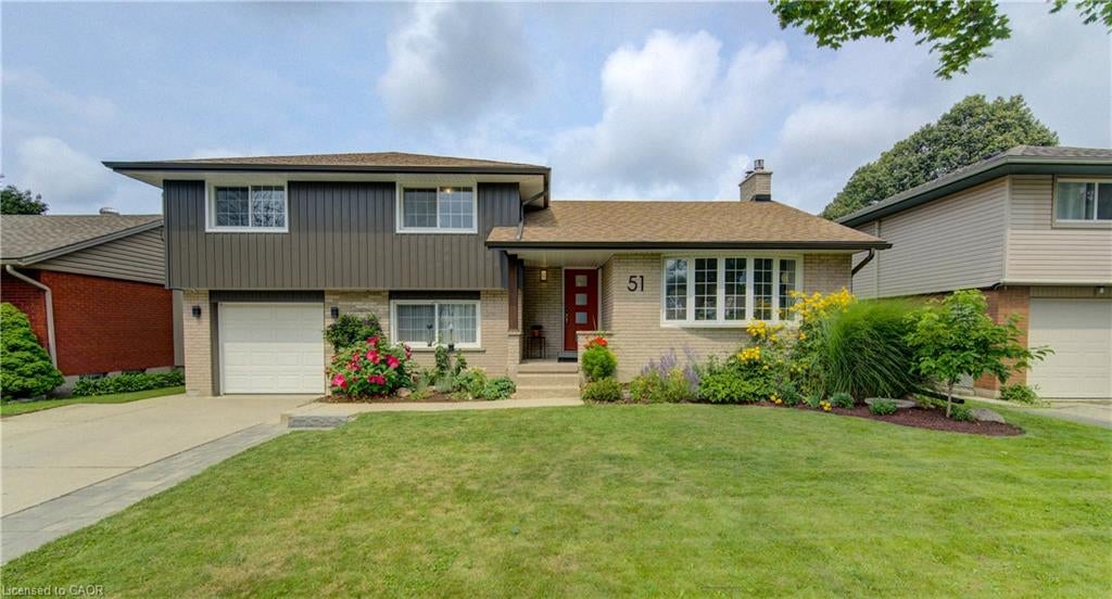 51 Charlotte Crescent
